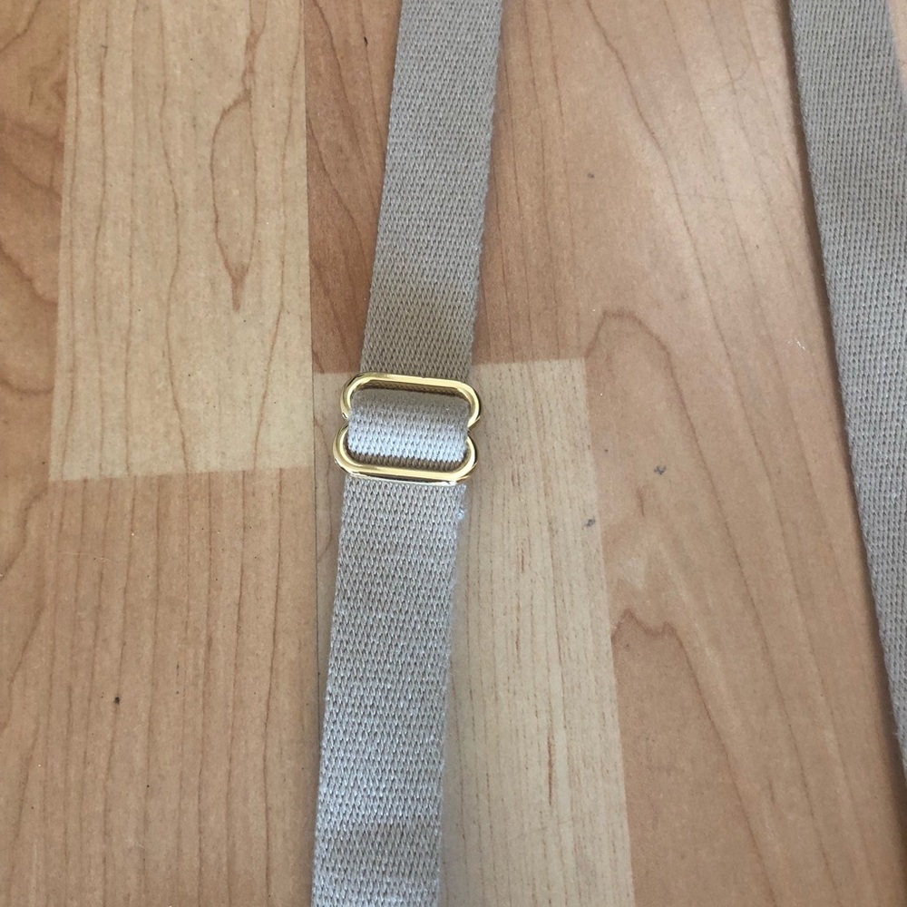 Michael Kors Fulton Tan Leather Crossbody- NWOT - Picture 4 of 7